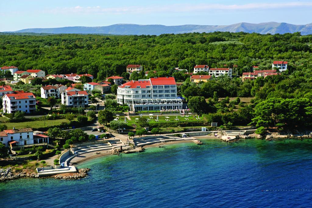 Spa & Wellness Hotel Pinia Malinska Eksteriør bilde