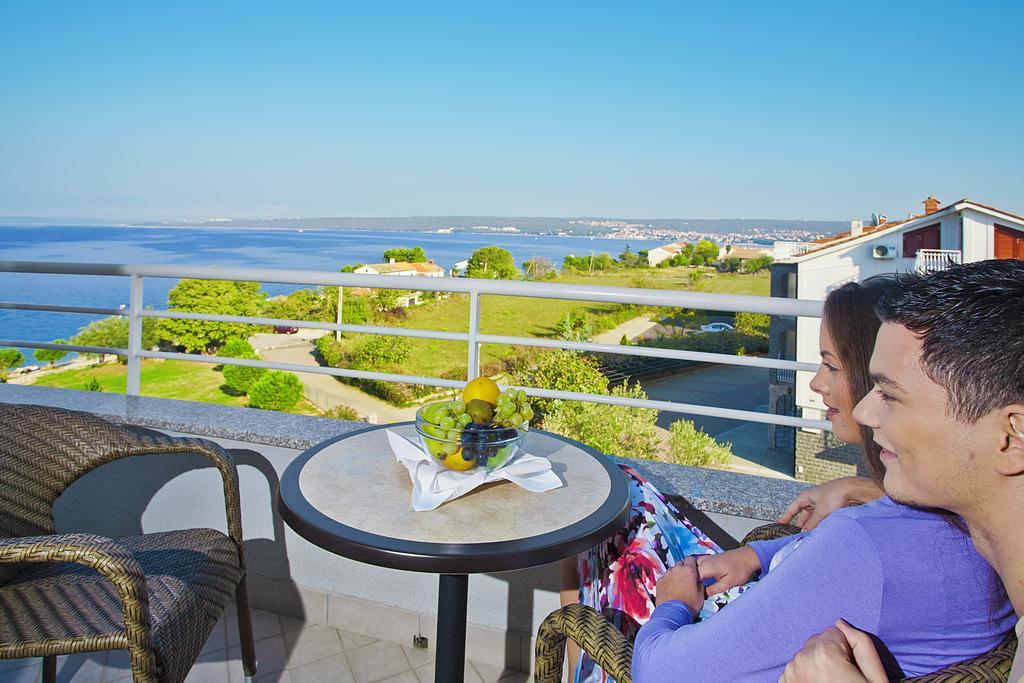 Spa & Wellness Hotel Pinia Malinska Eksteriør bilde