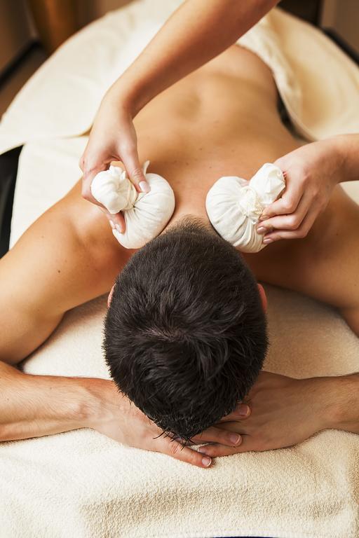 Spa & Wellness Hotel Pinia Malinska Eksteriør bilde