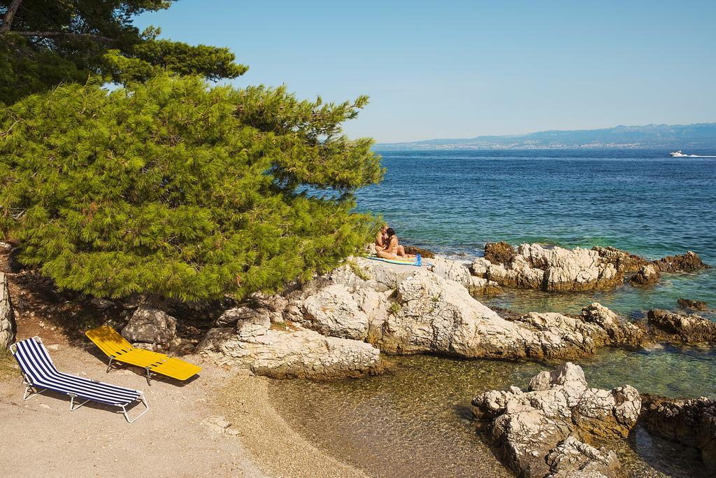 Spa & Wellness Hotel Pinia Malinska Eksteriør bilde