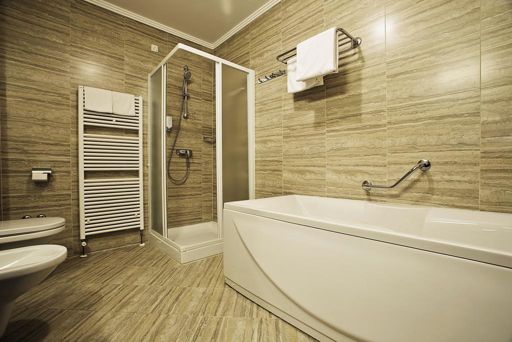 Spa & Wellness Hotel Pinia Malinska Rom bilde